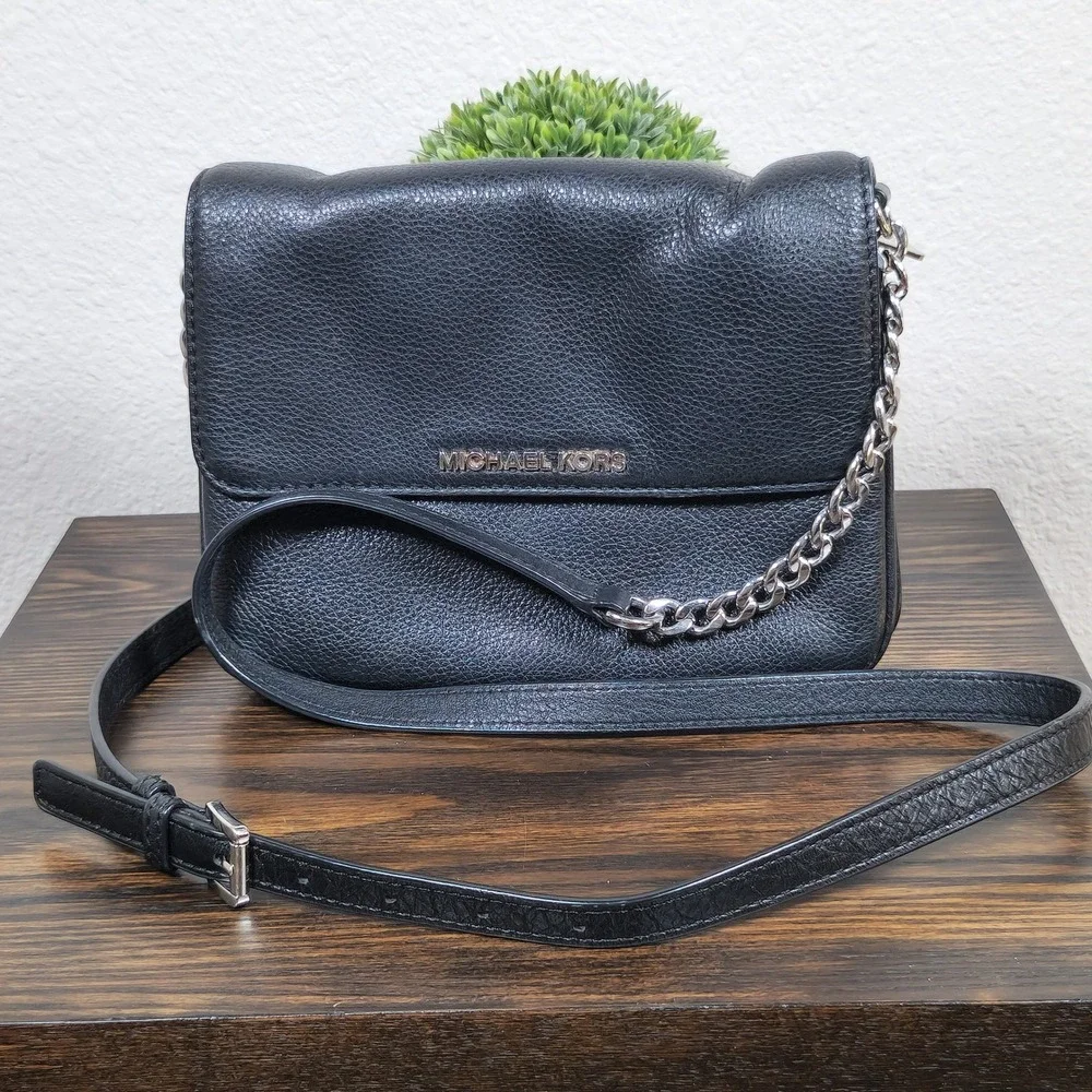 Michael Kors Bedford Double Gusset Pebble Leather Crossbody Bag Chain Purse